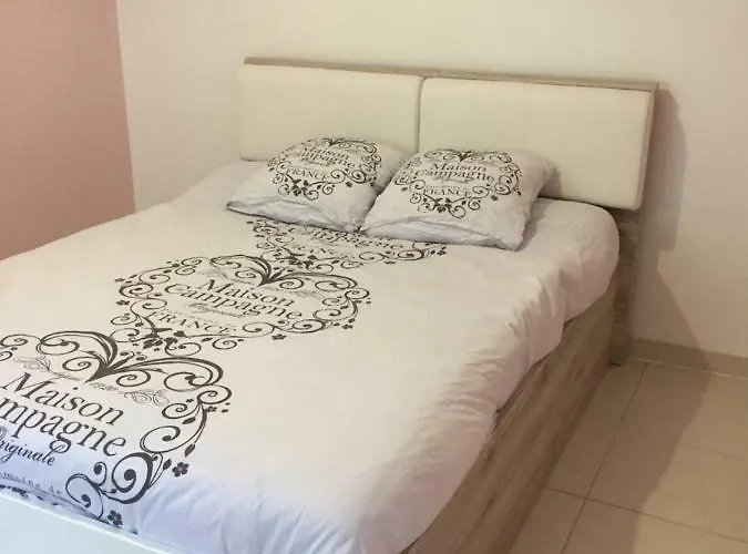 Centre Historique De *